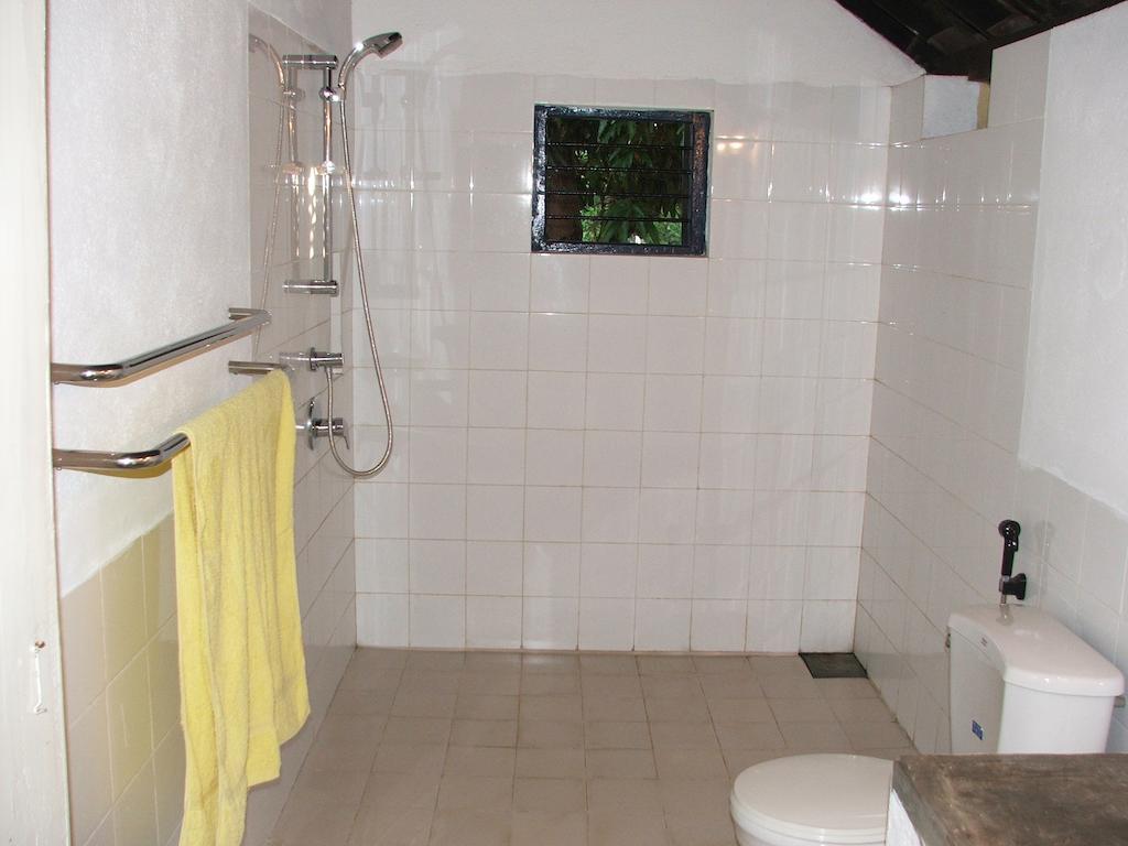 15Lmd Villa In Front Of The Lagoon Batticaloa Zimmer foto
