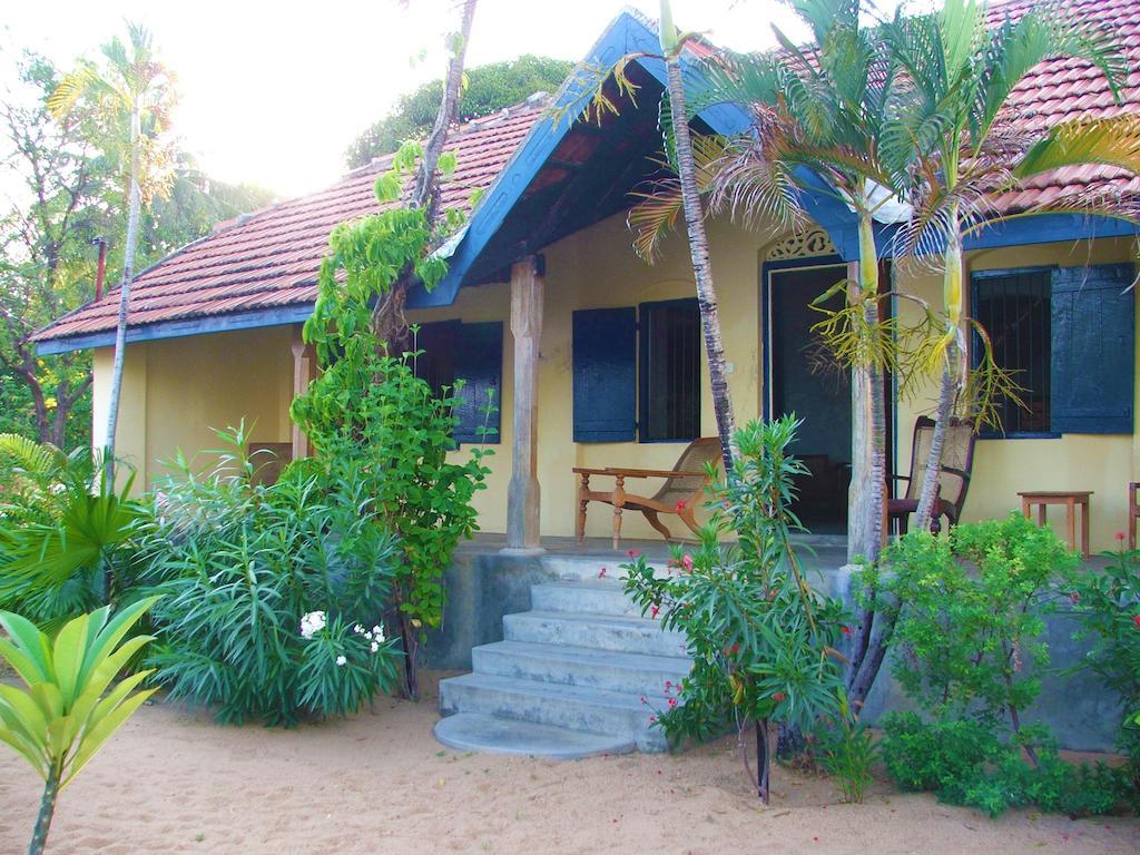 15Lmd Villa In Front Of The Lagoon Batticaloa Exterior foto